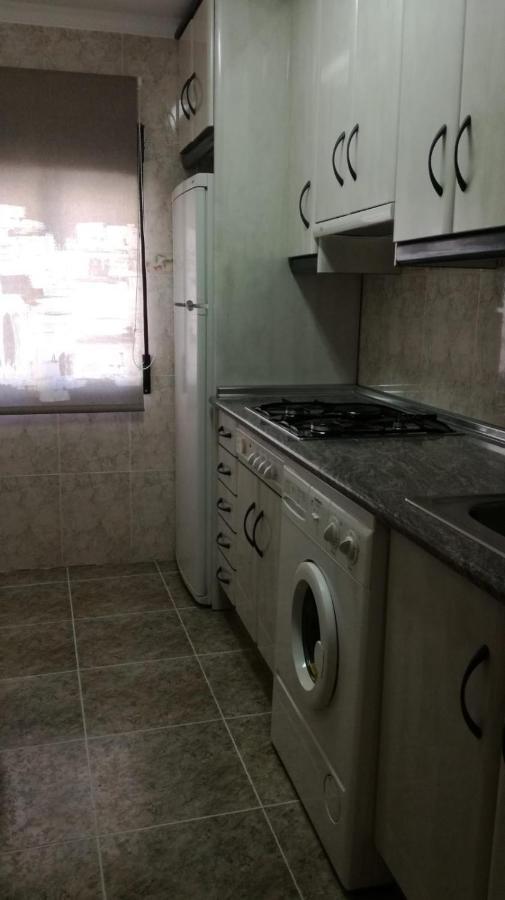 Apartamentos Los Robles Алкала дел Хукар Екстериор снимка